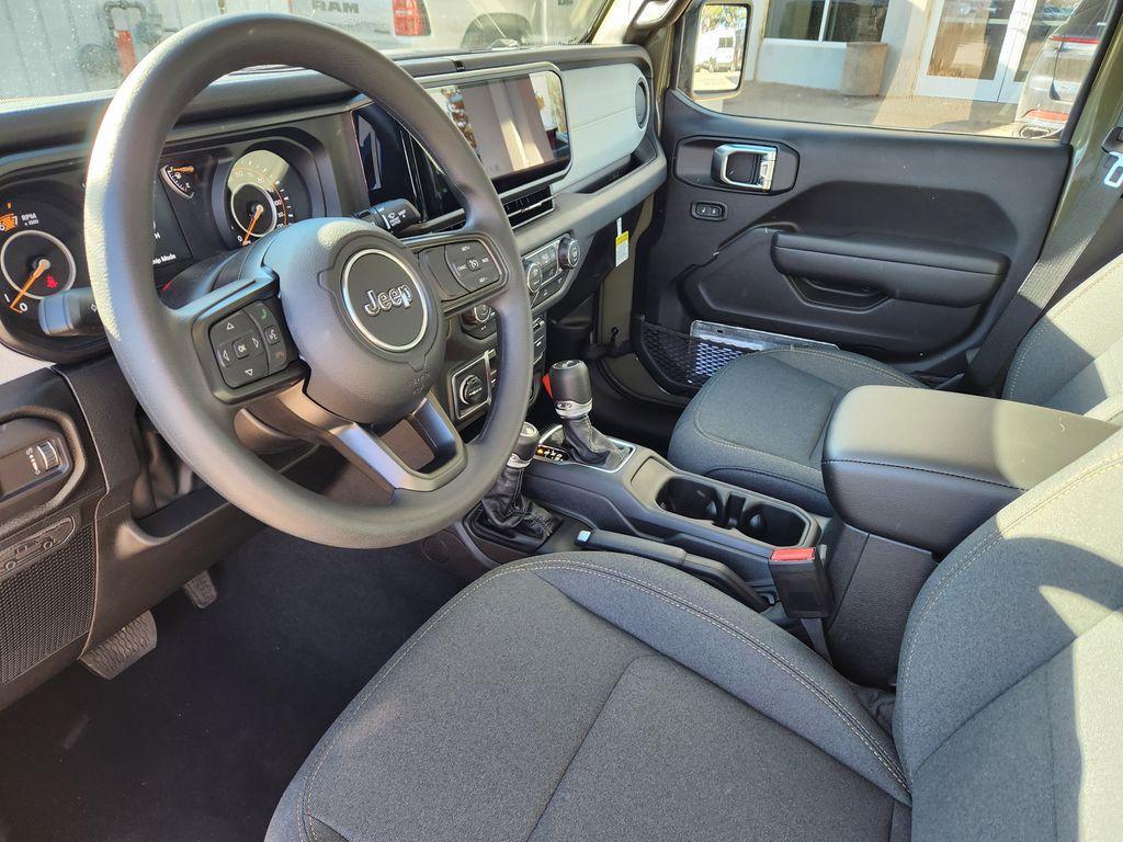 new 2026 Jeep Wrangler car, priced at $41,068