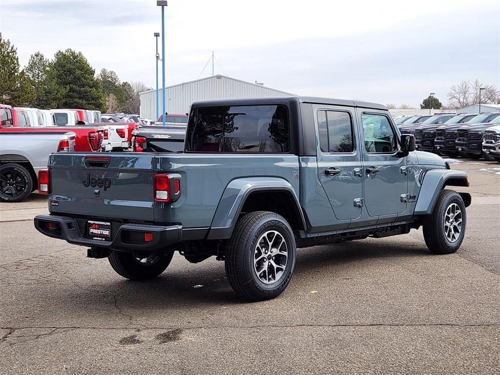 new 2026 Jeep Gladiator car, priced at $44,659