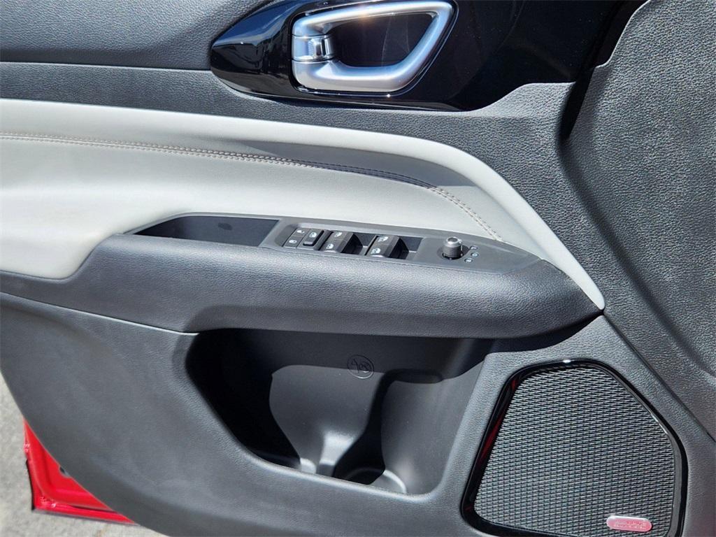 new 2025 Jeep Compass car, priced at $29,558