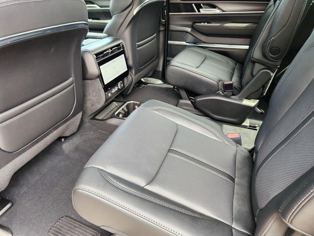 new 2026 Jeep Grand Wagoneer car, priced at $91,276