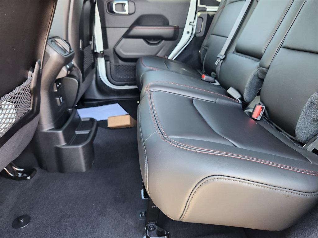 new 2025 Jeep Wrangler car, priced at $58,201