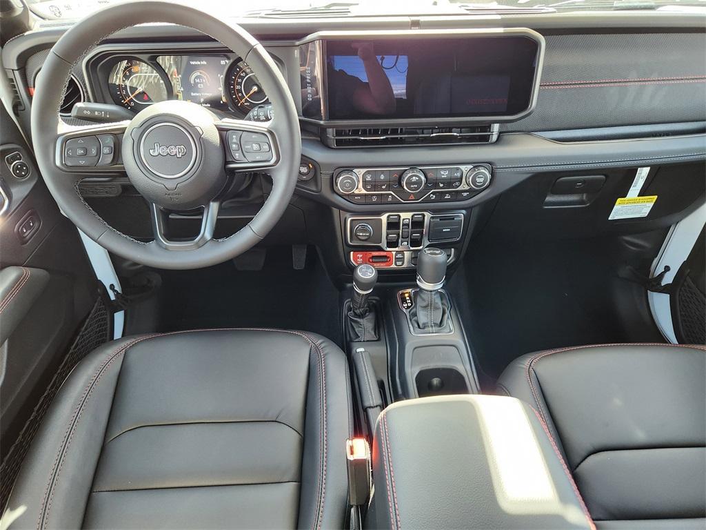 new 2025 Jeep Wrangler car, priced at $58,201