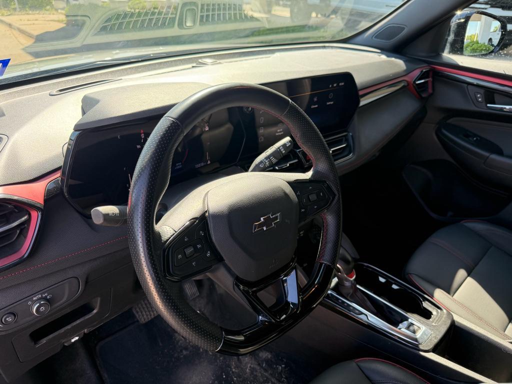 used 2025 Chevrolet TrailBlazer car, priced at $25,895