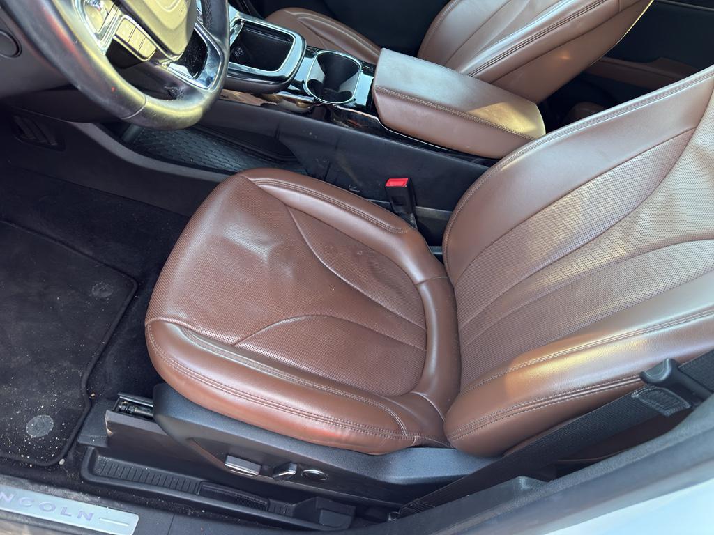 used 2022 Lincoln Nautilus car, priced at $26,975