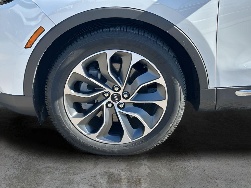 used 2022 Lincoln Nautilus car, priced at $20,950