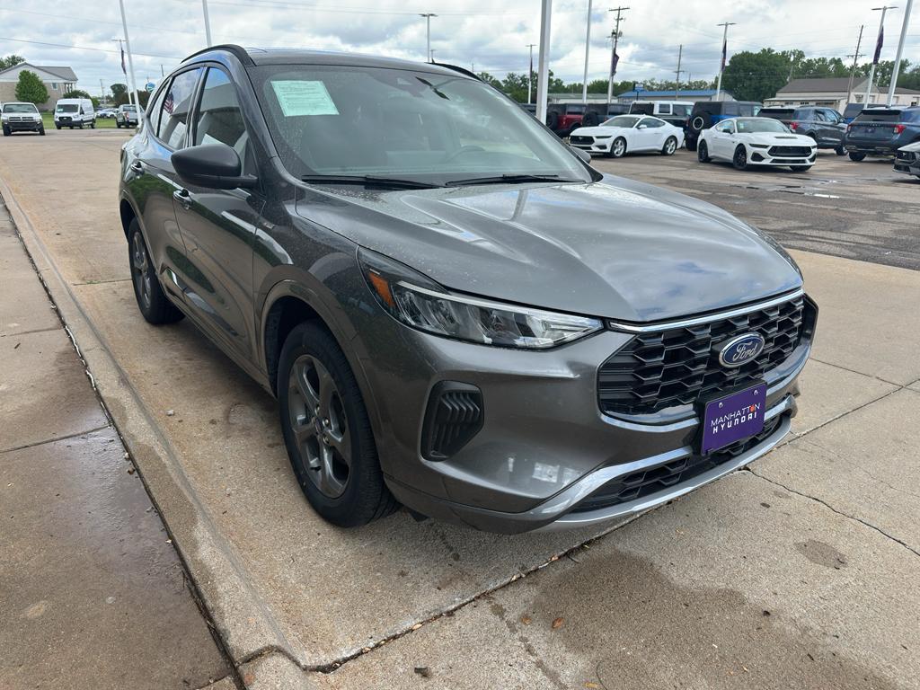 used 2024 Ford Escape car, priced at $23,572