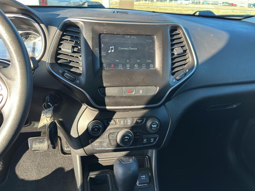 used 2021 Jeep Cherokee car, priced at $17,550