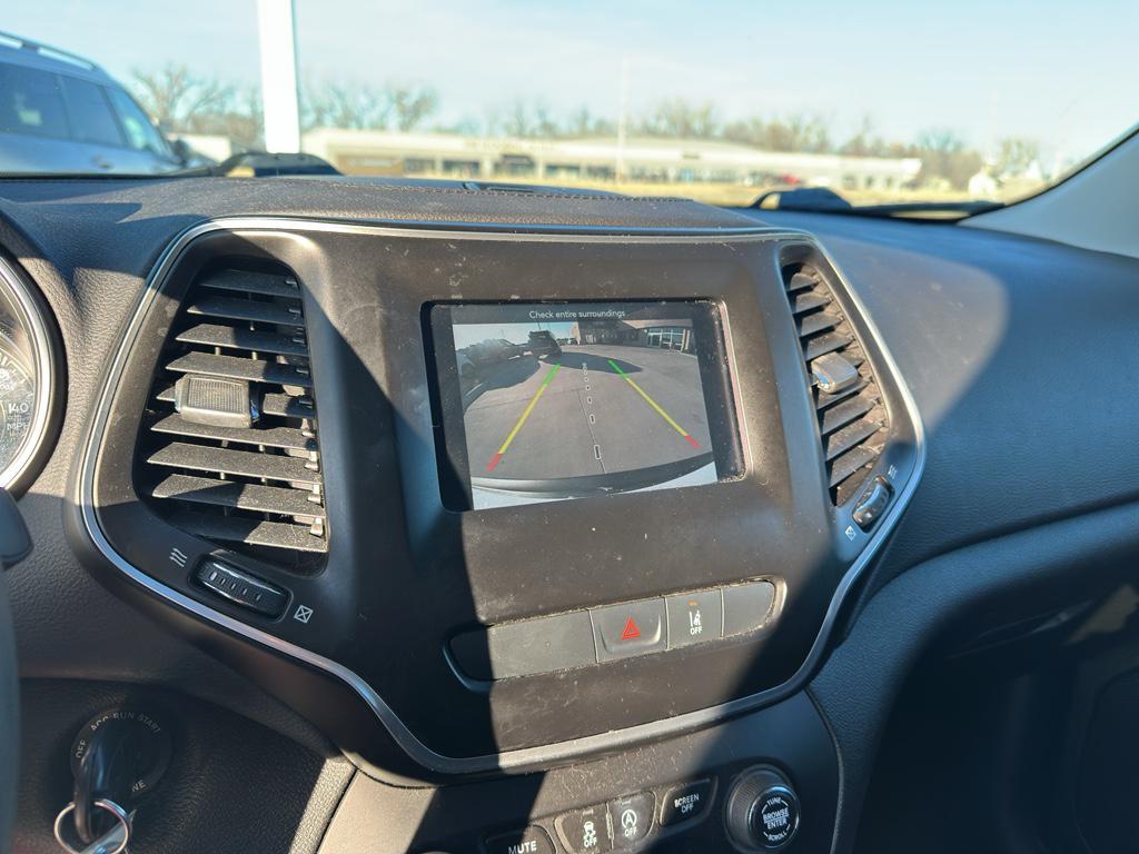 used 2021 Jeep Cherokee car, priced at $17,550