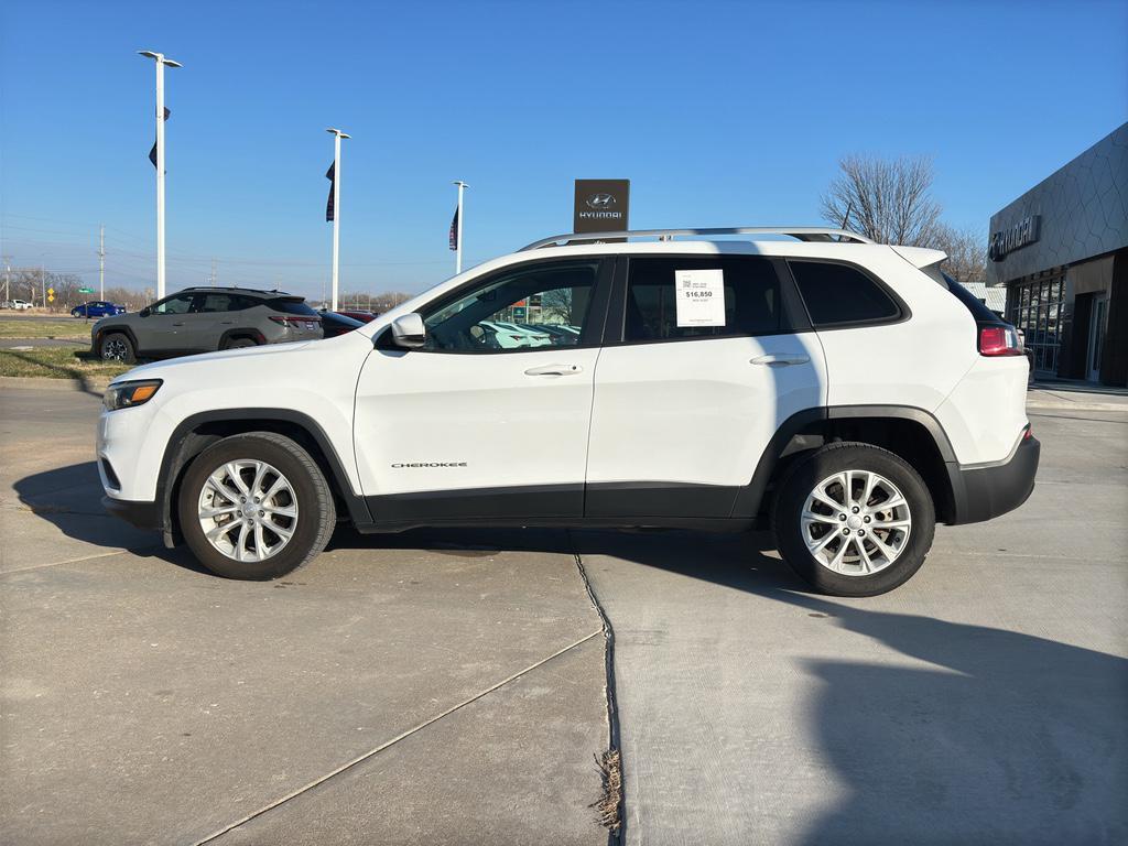 used 2021 Jeep Cherokee car, priced at $17,550