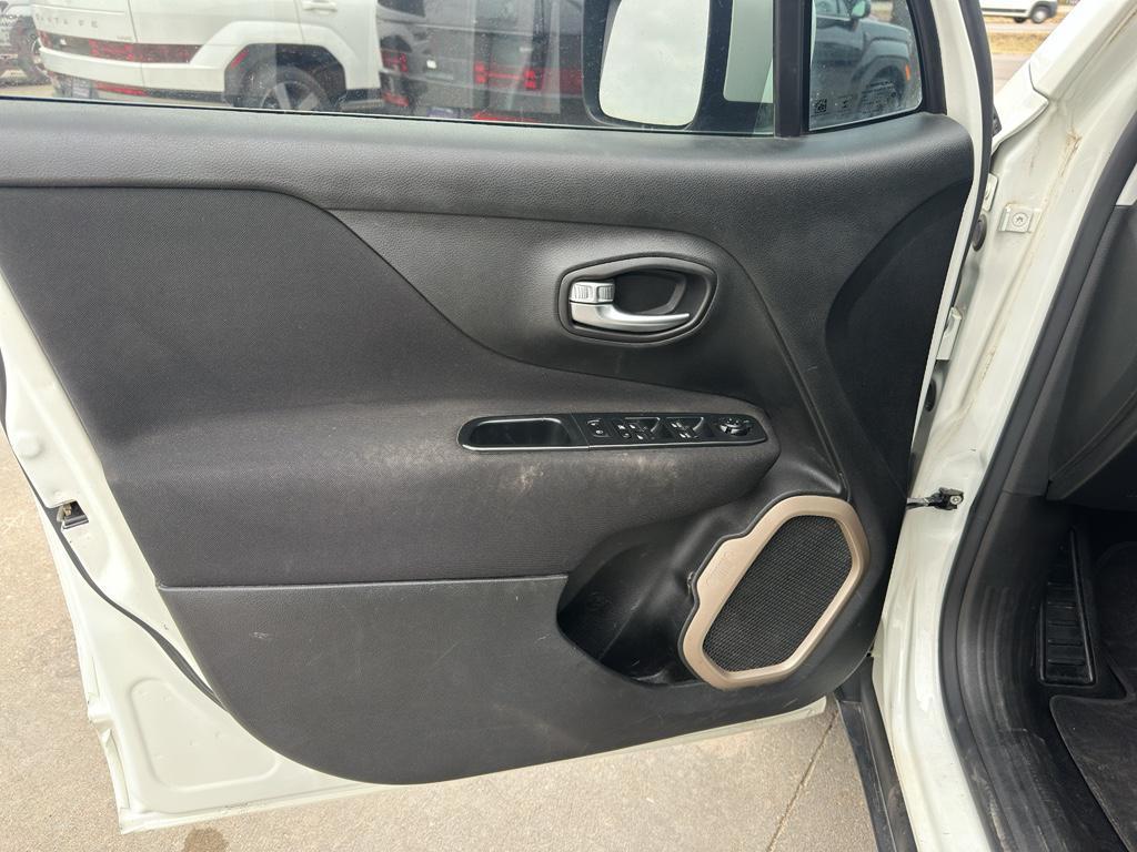 used 2016 Jeep Renegade car, priced at $13,525