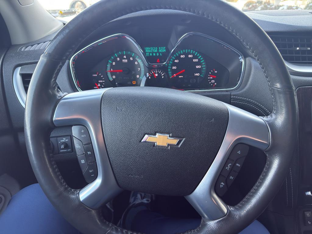 used 2015 Chevrolet Traverse car, priced at $9,999