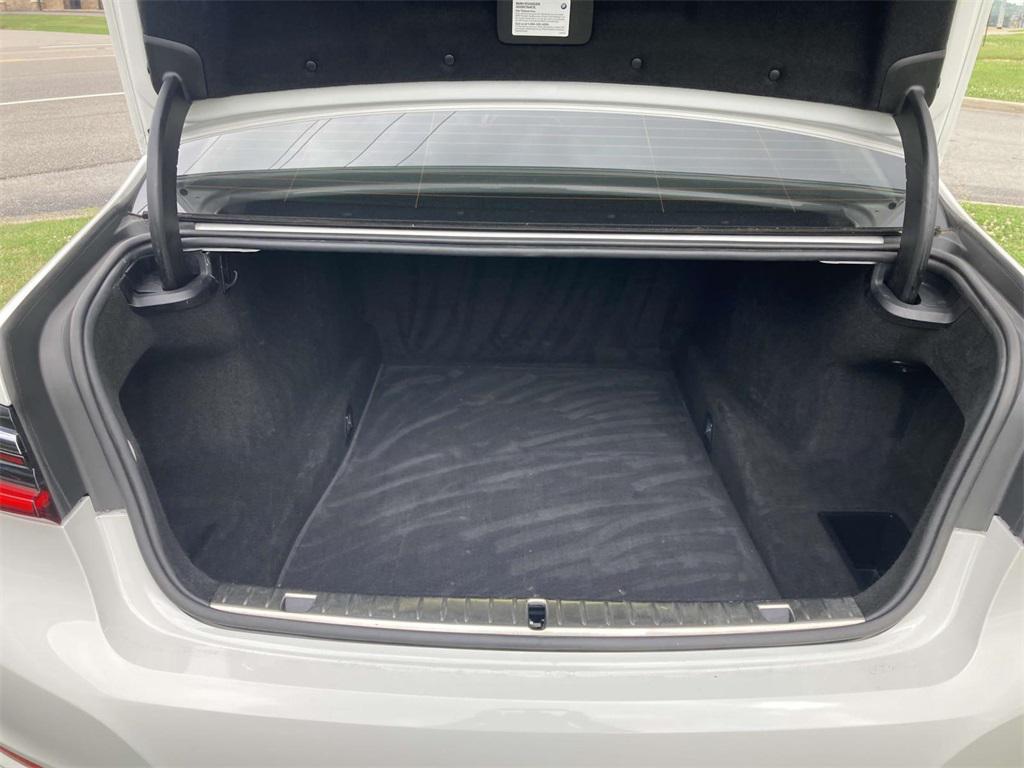 used 2022 BMW 750 car