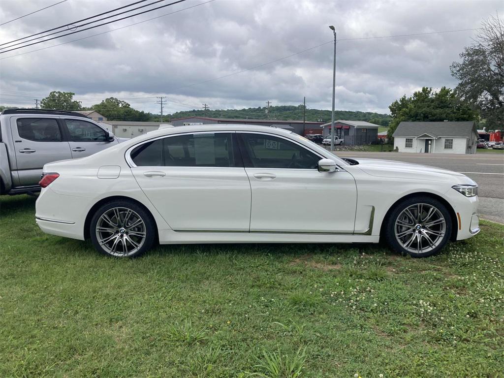used 2022 BMW 750 car