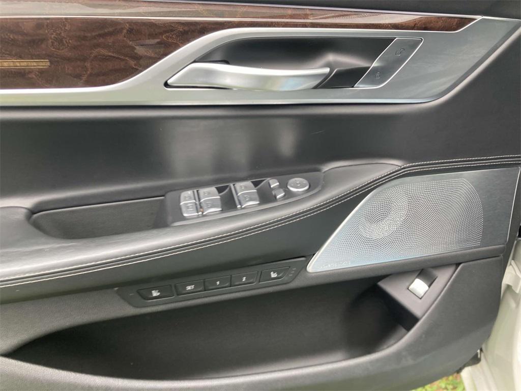 used 2022 BMW 750 car