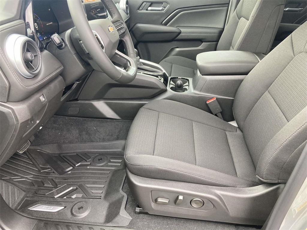 new 2026 Chevrolet Colorado car, priced at $40,230