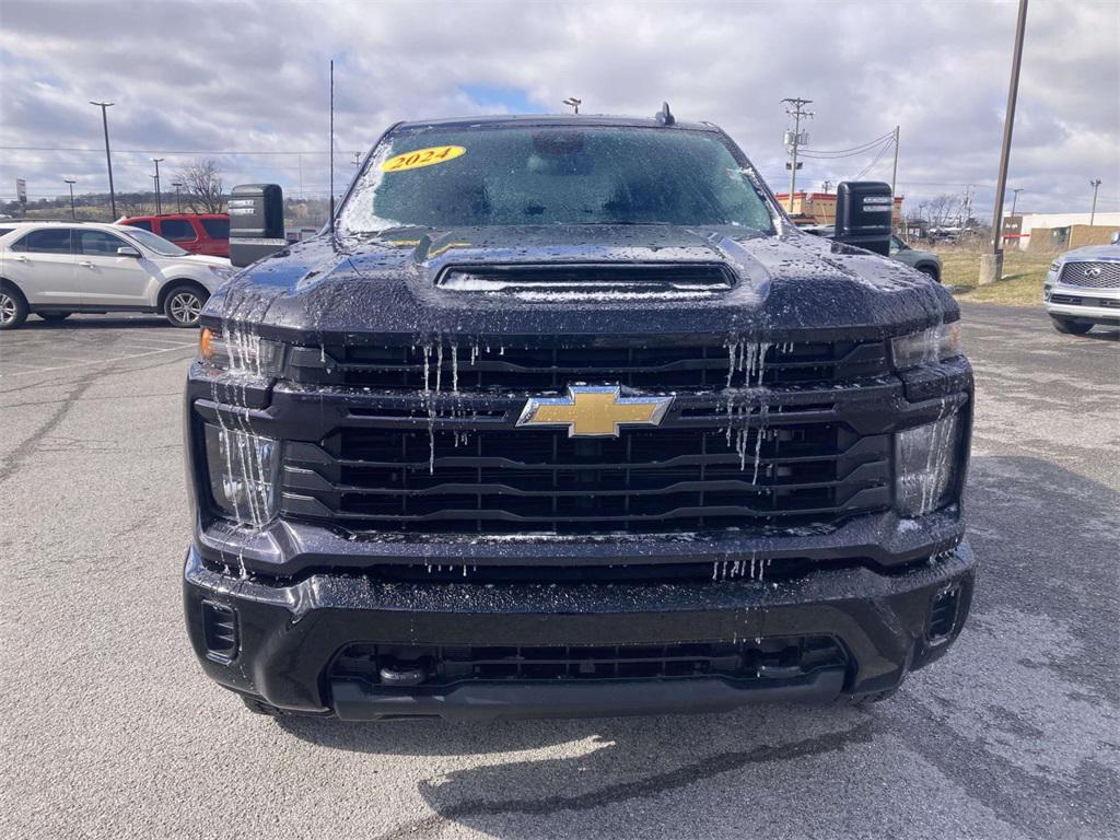 used 2024 Chevrolet Silverado 2500 car, priced at $43,772