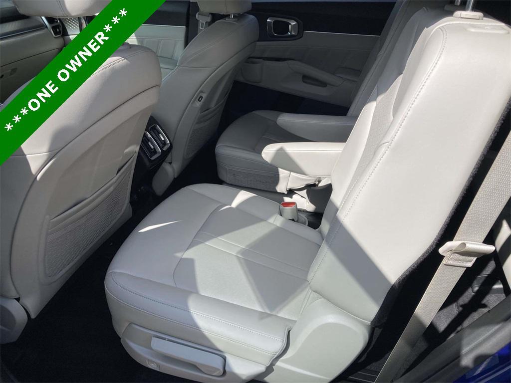 used 2022 Kia Sorento car, priced at $26,988