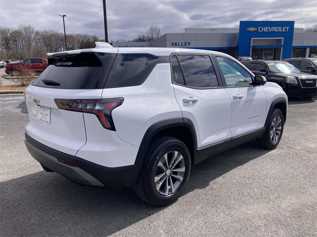 new 2026 Chevrolet Equinox car, priced at $31,740