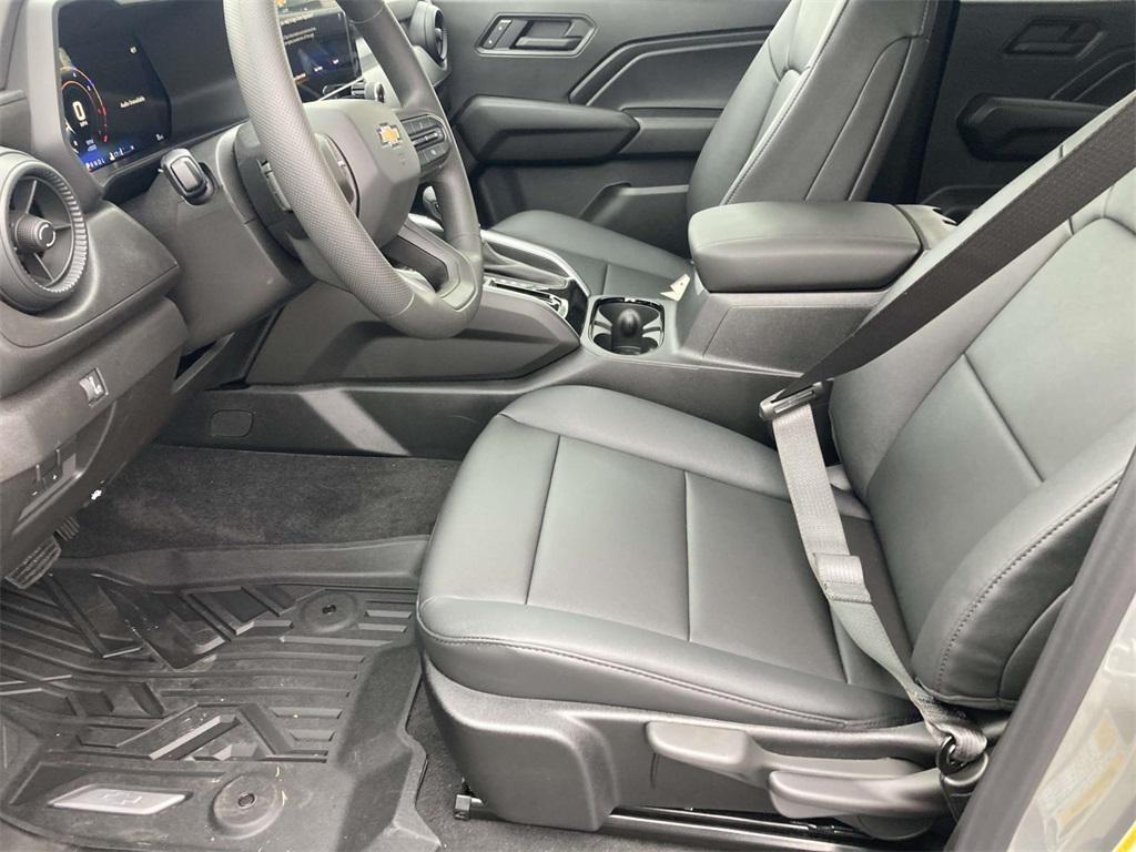 new 2026 Chevrolet Colorado car, priced at $38,800