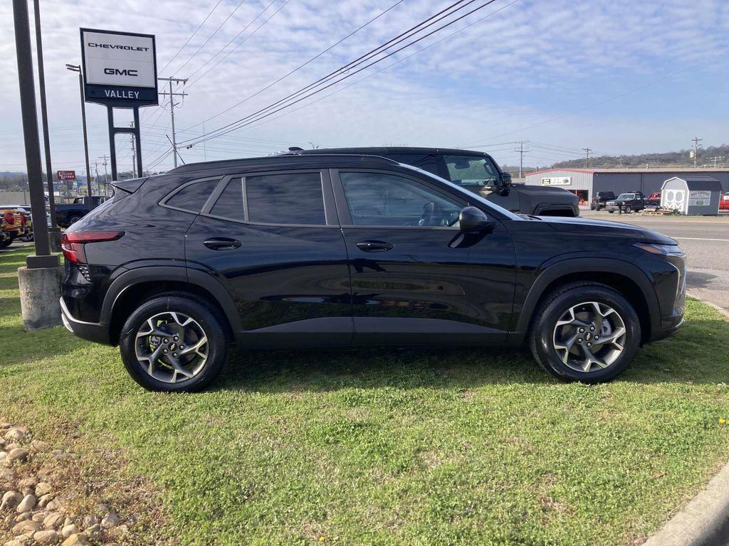 new 2026 Chevrolet Trax car, priced at $26,845