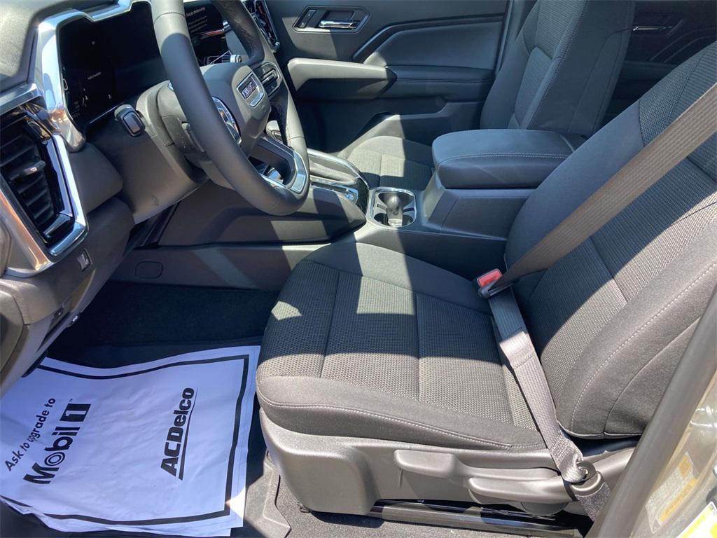 new 2026 GMC Canyon car, priced at $40,300