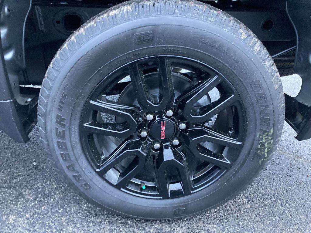 new 2026 GMC Sierra 1500 car, priced at $55,680