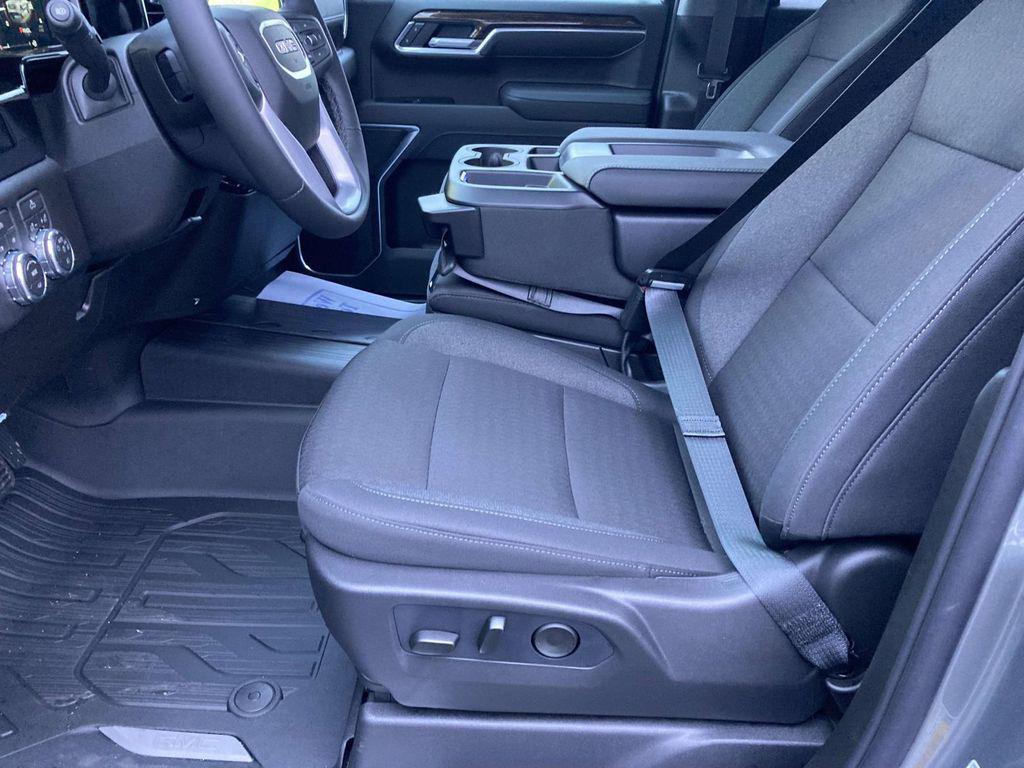 new 2026 GMC Sierra 1500 car, priced at $55,680