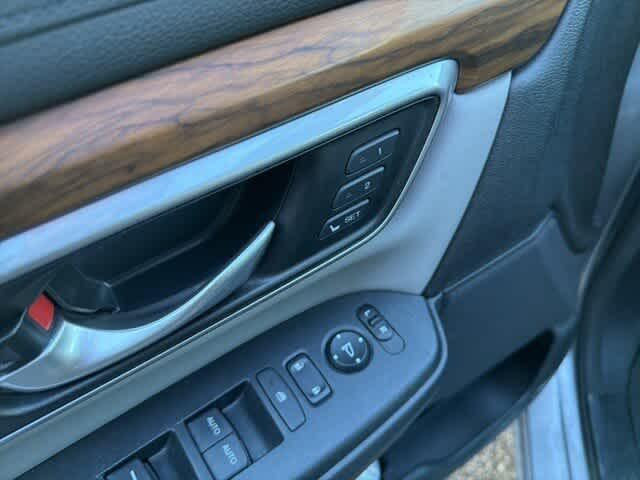 used 2017 Honda CR-V car, priced at $17,999