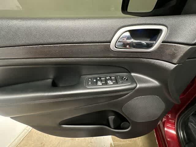 used 2018 Jeep Grand Cherokee car, priced at $16,333