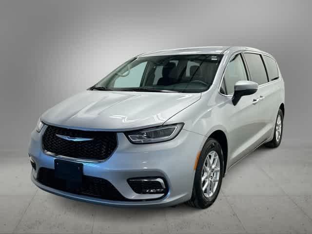 used 2023 Chrysler Pacifica car, priced at $23,199