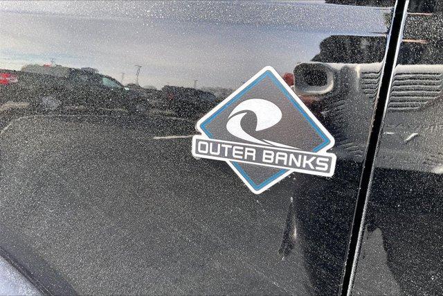 new 2025 Ford Bronco car, priced at $55,895