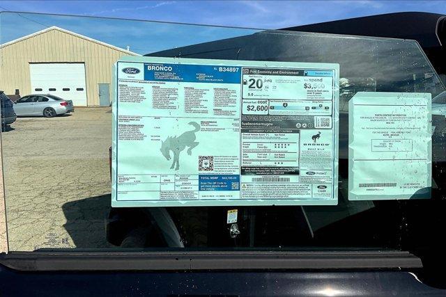 new 2025 Ford Bronco car, priced at $38,785