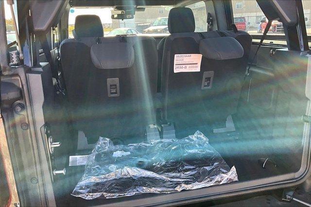 new 2025 Ford Bronco car, priced at $38,785