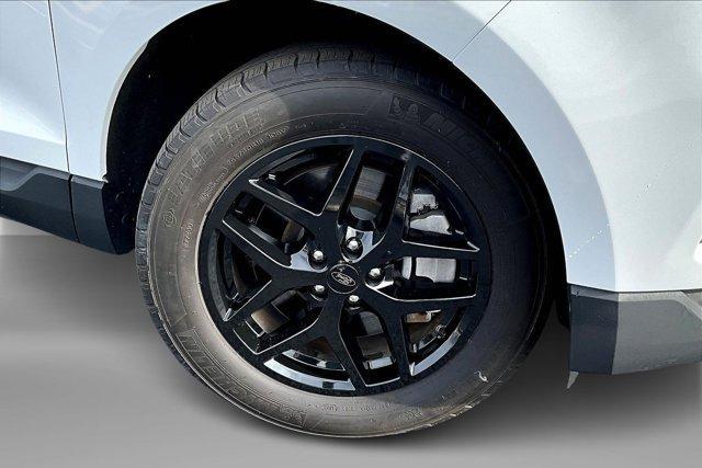 used 2023 Ford Edge car, priced at $24,090