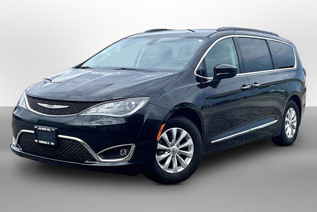 used 2017 Chrysler Pacifica car, priced at $9,222