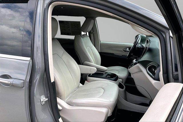 used 2021 Chrysler Pacifica car, priced at $18,995