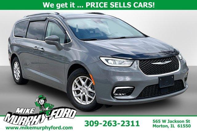used 2021 Chrysler Pacifica car, priced at $18,995