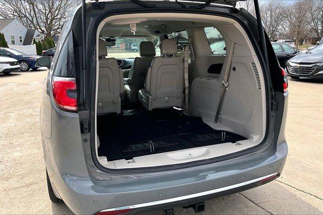 used 2021 Chrysler Pacifica car, priced at $18,995