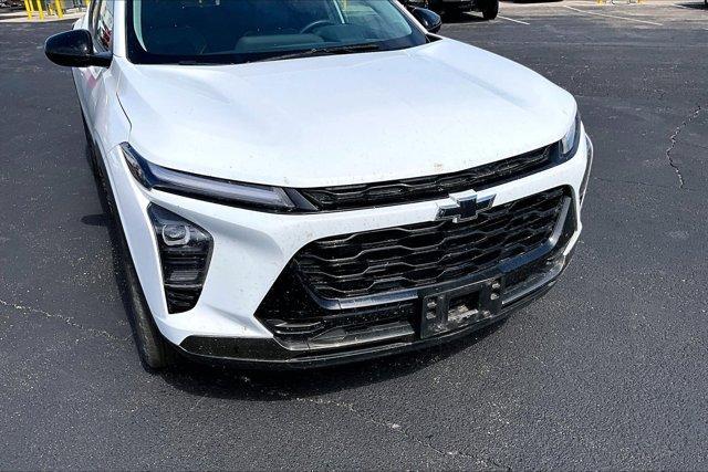 used 2025 Chevrolet Trax car, priced at $23,855