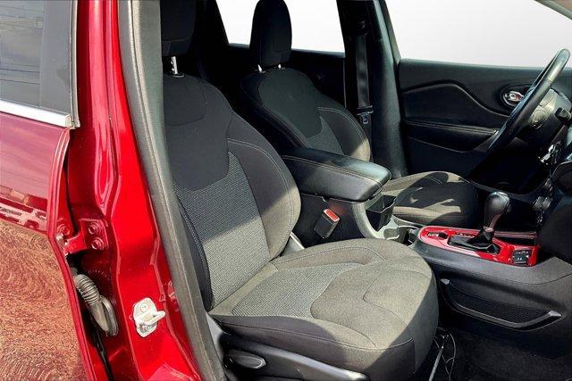 used 2019 Jeep Cherokee car, priced at $12,595