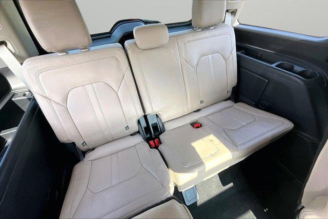 used 2024 Ford Expedition car, priced at $58,031