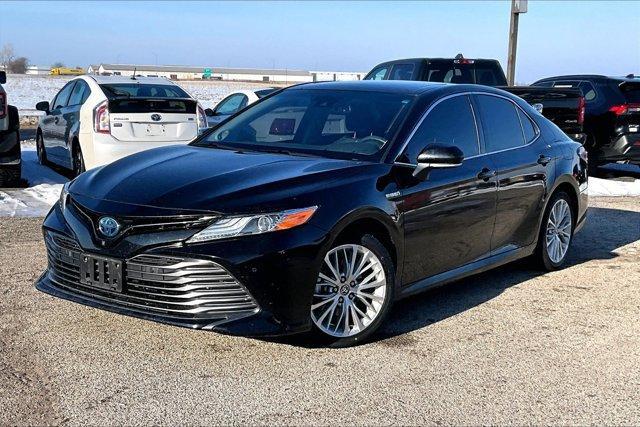 used 2020 Toyota Camry Hybrid car, priced at $22,995