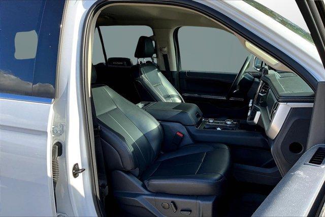 used 2024 Ford Expedition car, priced at $56,611