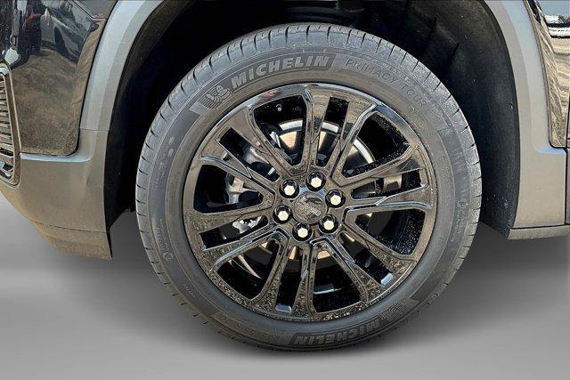 used 2023 GMC Acadia car, priced at $28,599