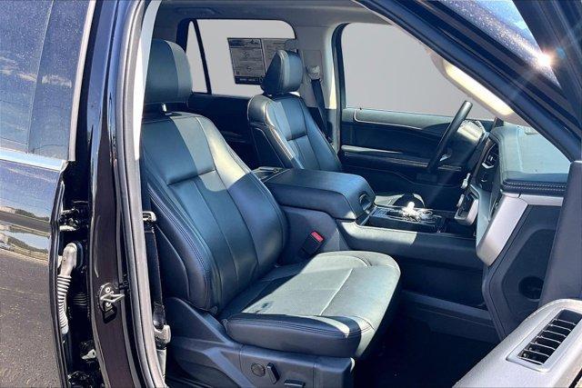 used 2024 Ford Expedition car, priced at $45,607