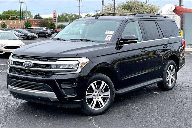 used 2024 Ford Expedition car, priced at $45,495