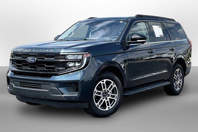 used 2025 Ford Expedition car, priced at $60,495