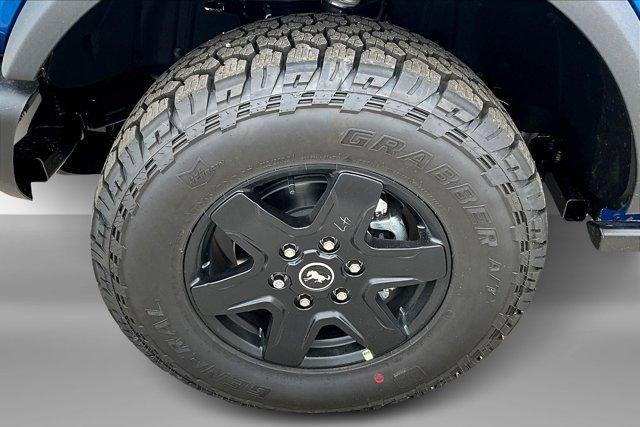 new 2025 Ford Bronco car, priced at $48,290