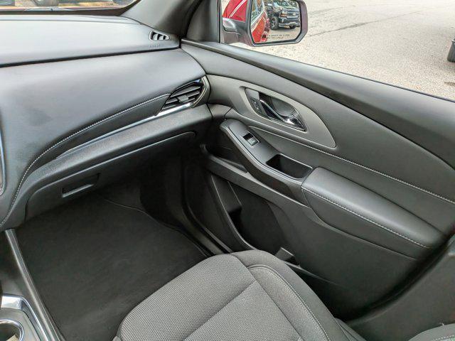 used 2023 Chevrolet Traverse car, priced at $27,795