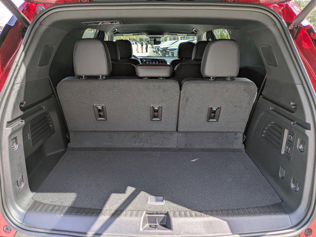 new 2026 Chevrolet Traverse car, priced at $54,285